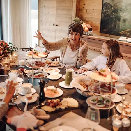 Kitzbuehel Apart Otel 5*