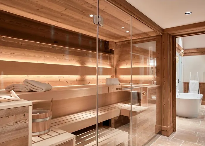 Kitzbuehel アパートホテル 5*